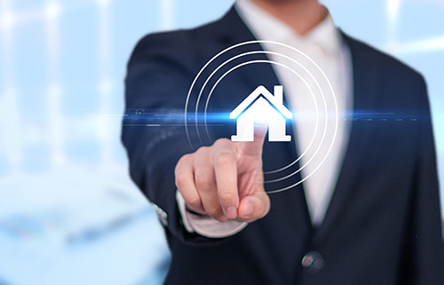 四十歲的男人買什么保險好？